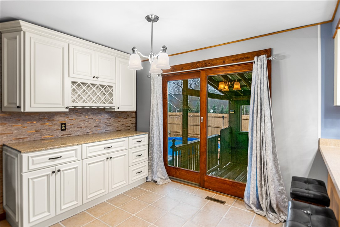1362 Robin Hood Lane, Webster, New York image 12