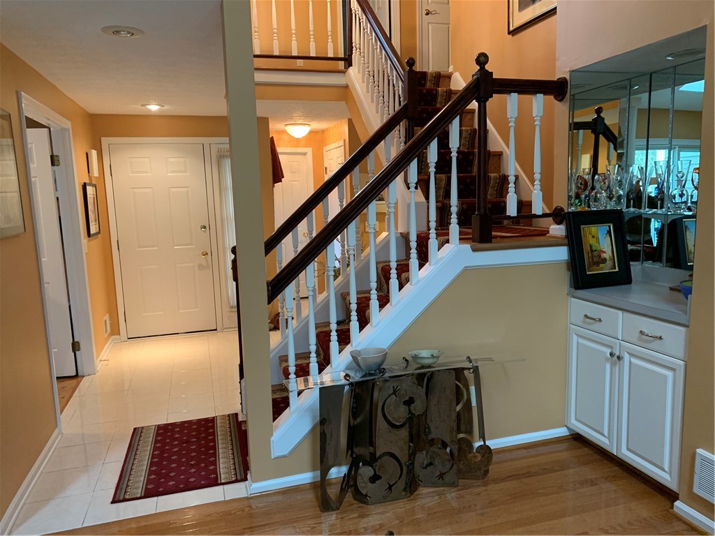 93 Creek Ridge, Pittsford, New York image 18