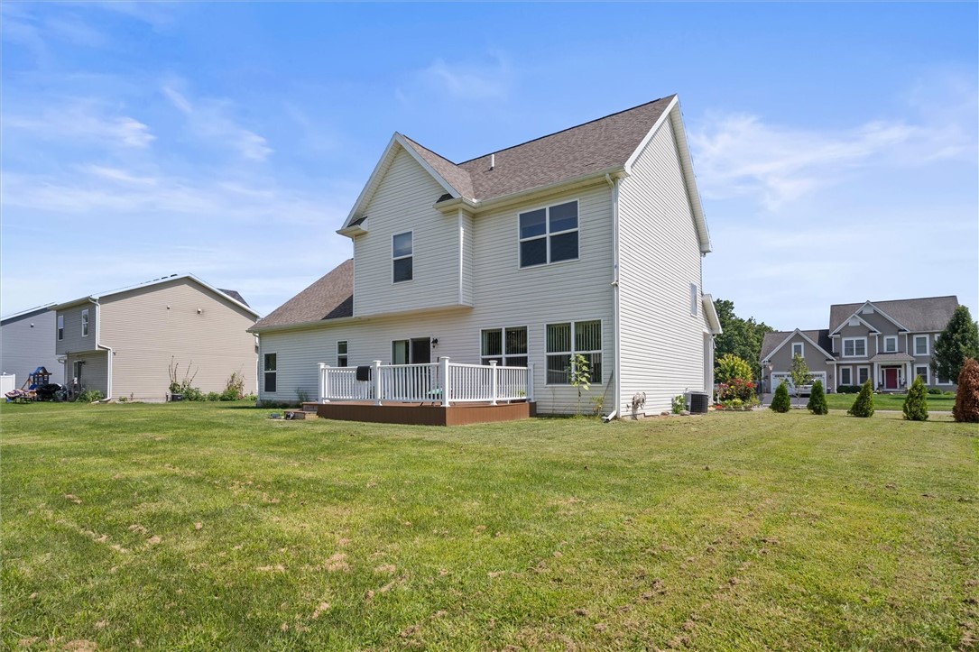 211 York Bay Trl, Henrietta, New York image 35