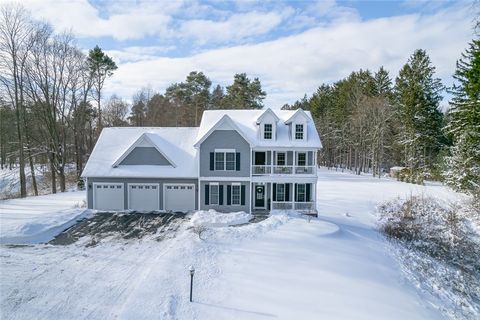 Photo of 497 Pellett Rd Rd, Webster, NY 14580 (MLS # R1660408)