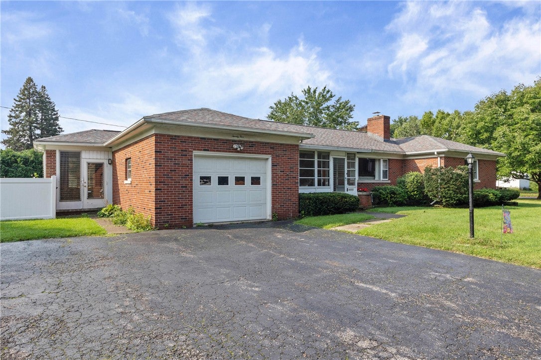 5 Woodale Drive