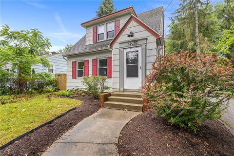 Homes For Sale - 37 Hartfeld Drive<br/> Brighton, NY 14625