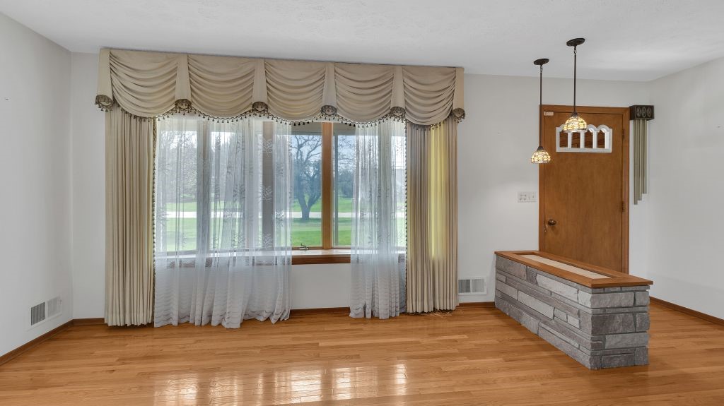 1642 Schlegel Road, Webster, New York image 10