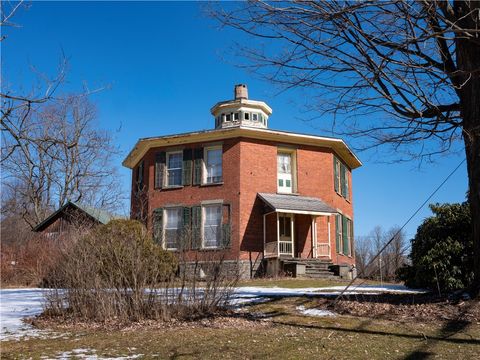 Single Family Residence in Hamden NY 34315 State Highway 10.jpg