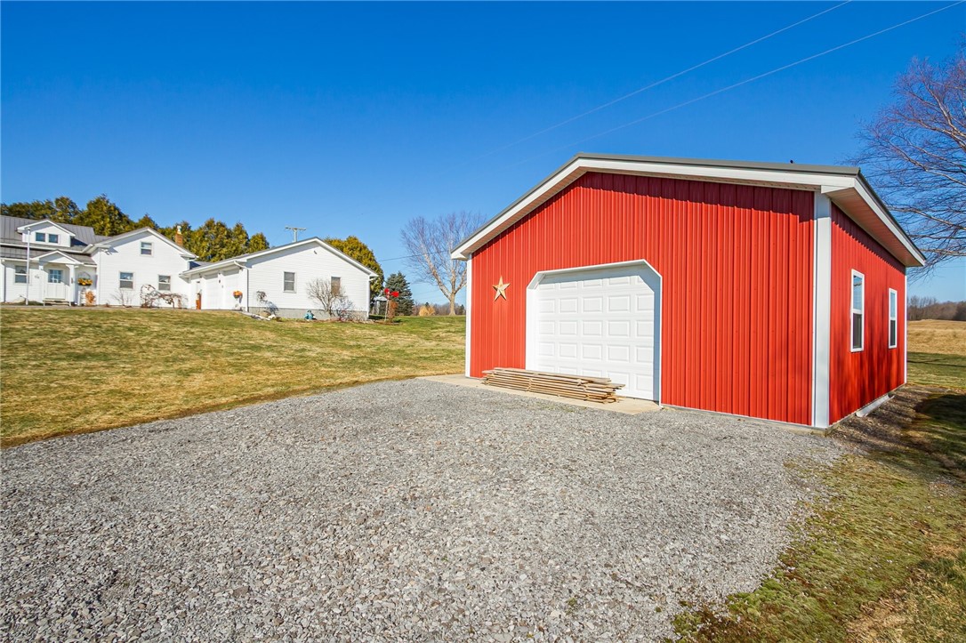 8689 Klippel Road, Lyons, New York image 24