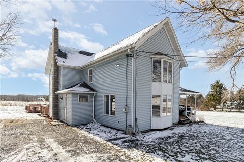 Homes For Sale - 6004 Decker Road<br/> Livonia, NY 14487