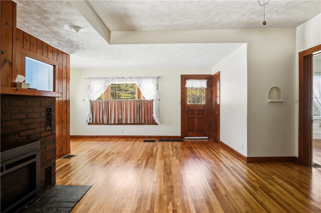 332 E Franklin Street