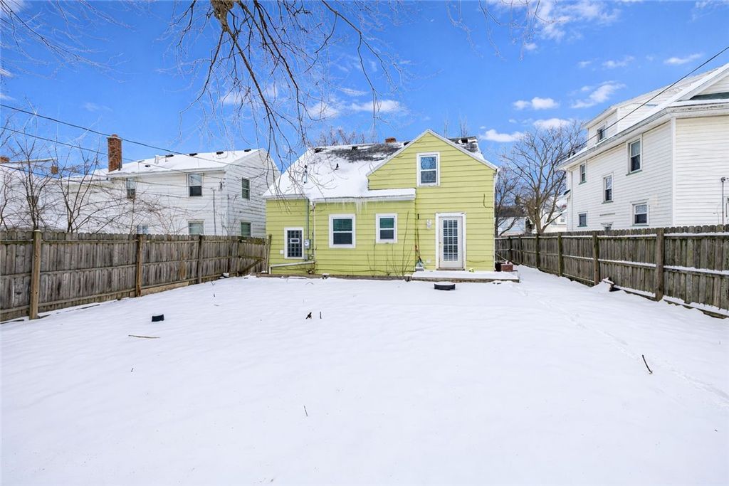 Photo of 131 Edgemont Road, Rochester, NY 14620 (MLS # R1658999)