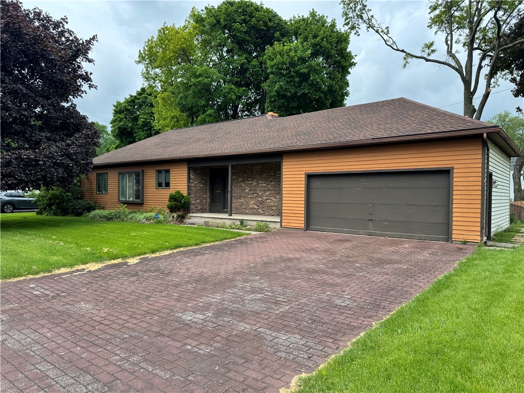120 Titus Avenue, Irondequoit, New York image 1