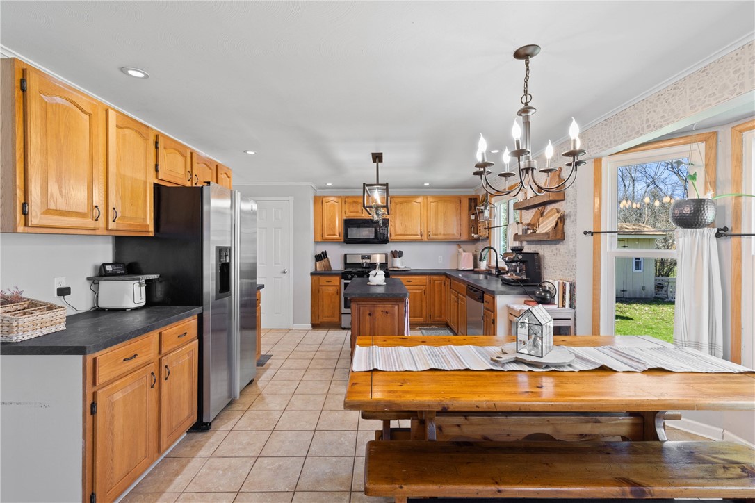 58 Hidden Spring Circle, Greece, New York image 28