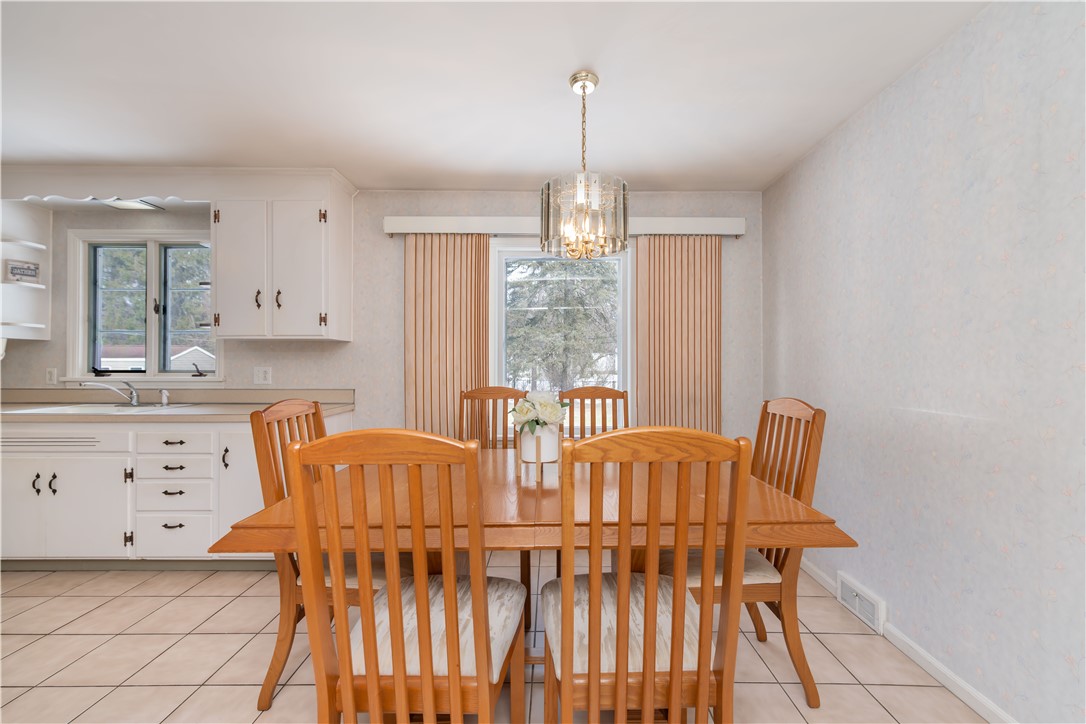 35 Loderdale Road, Gates, New York image 8