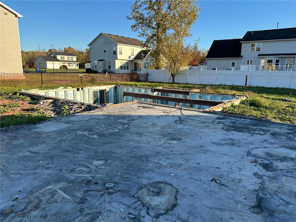 4 Roman Circle