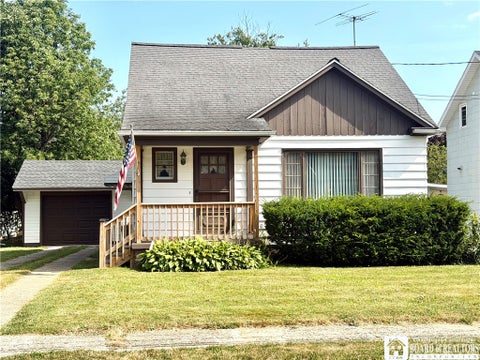 Photo of 32 Willowbrook Avenue, Dunkirk, NY 14048 (MLS # R1702742)
