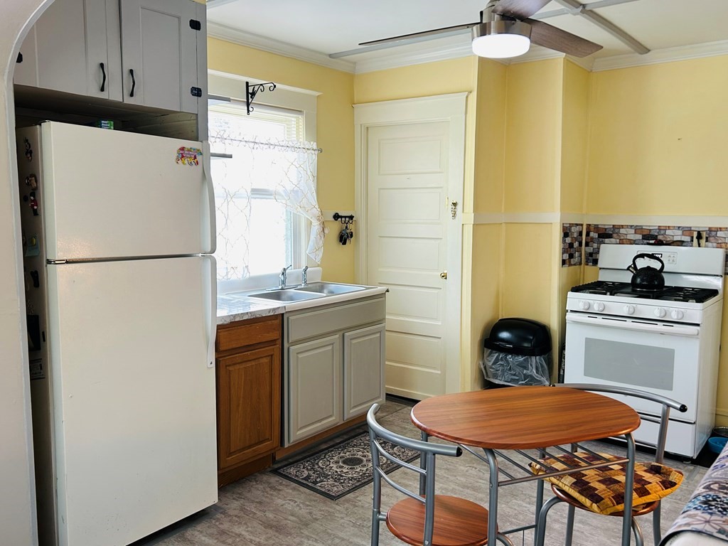 203 Clinton Avenue, Barton, New York image 15