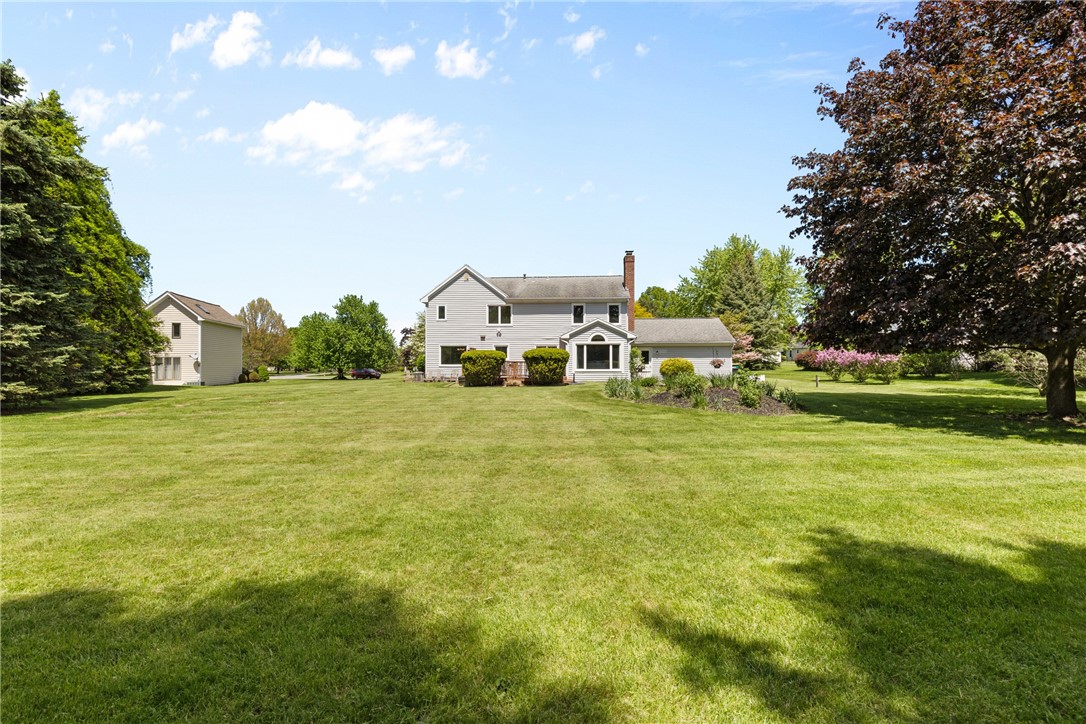 23 Westfield Commons, Penfield, New York image 41