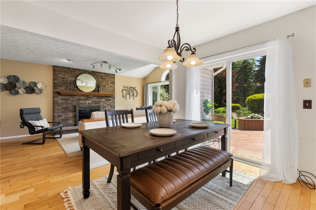 23 Westfield Commons, Penfield, New York image 16