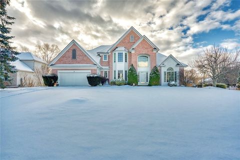 5 Ceramar Drive Penfield NY 14526