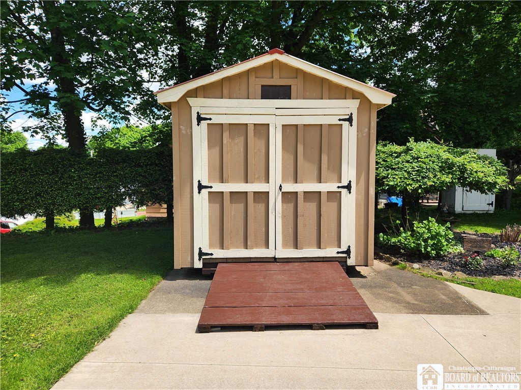 131 Catlin Avenue, Jamestown, New York image 32