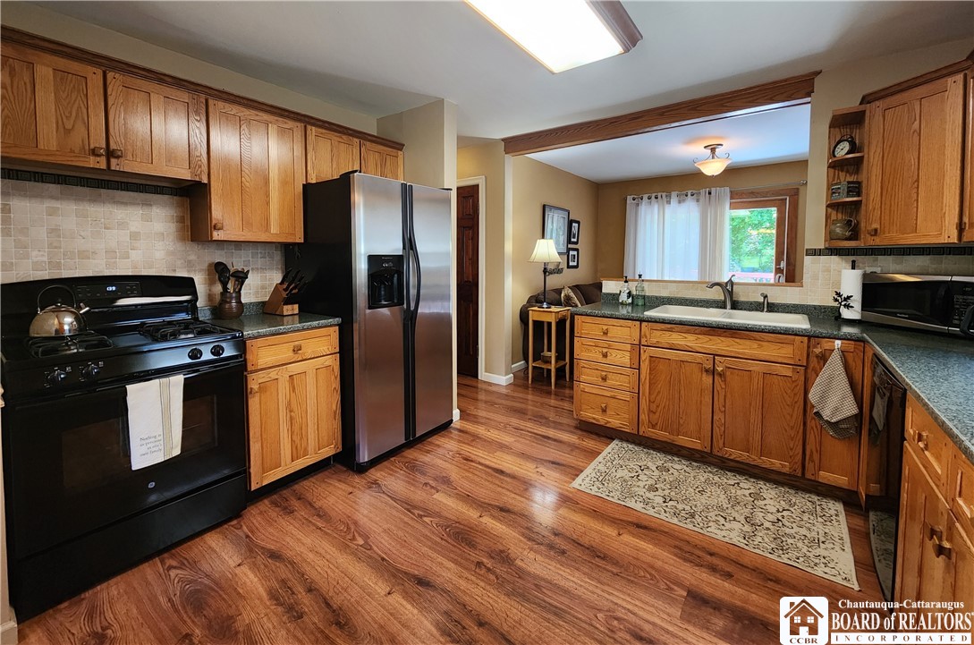 131 Catlin Avenue, Jamestown, New York image 5