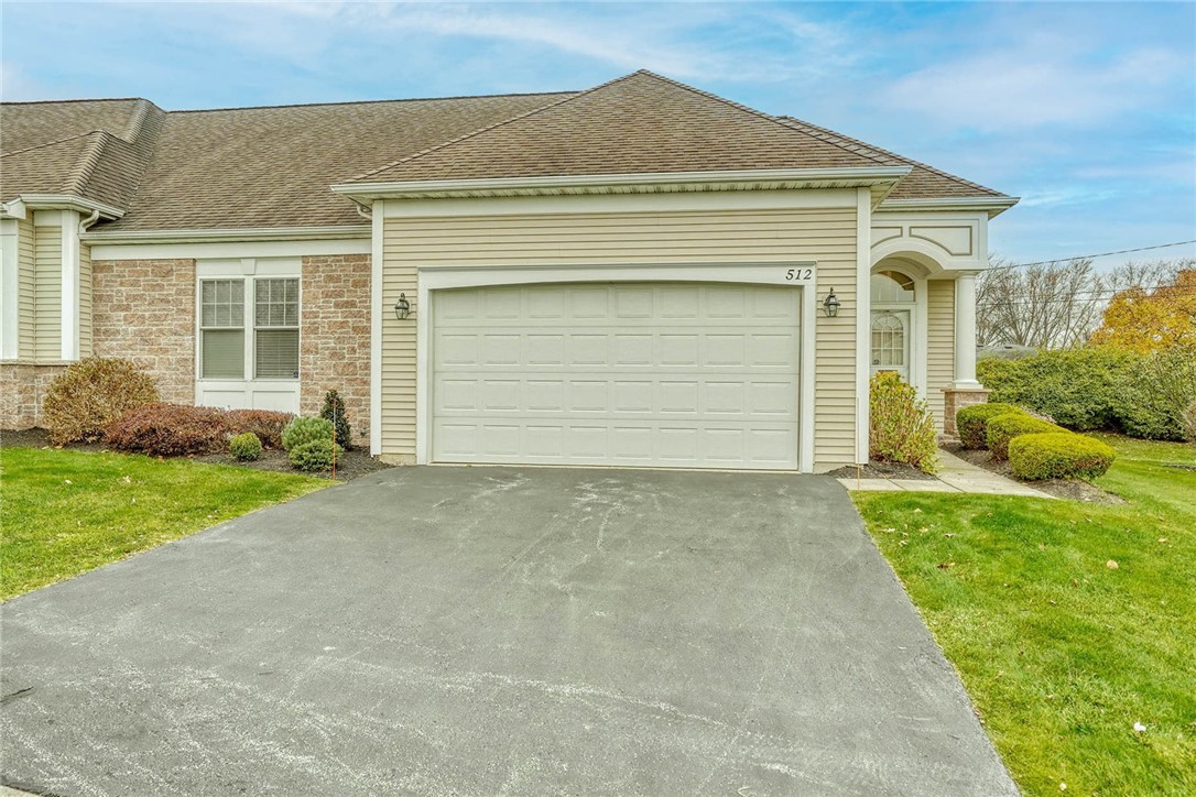 512 Audubon Trail, Irondequoit, New York image 2