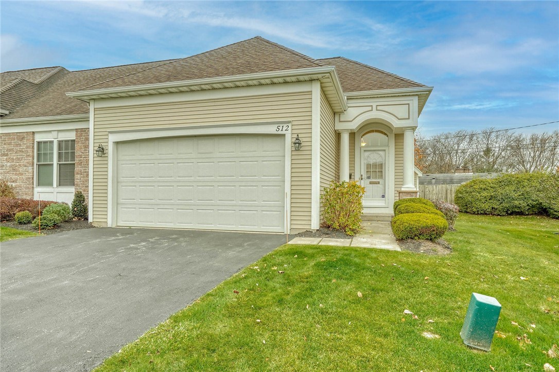 512 Audubon Trail, Irondequoit, New York image 1