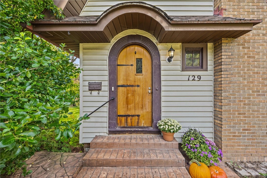 129 Frankland Road