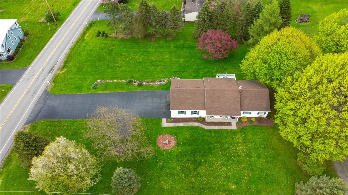 1804 Barnes Road, Macedon, New York image 7