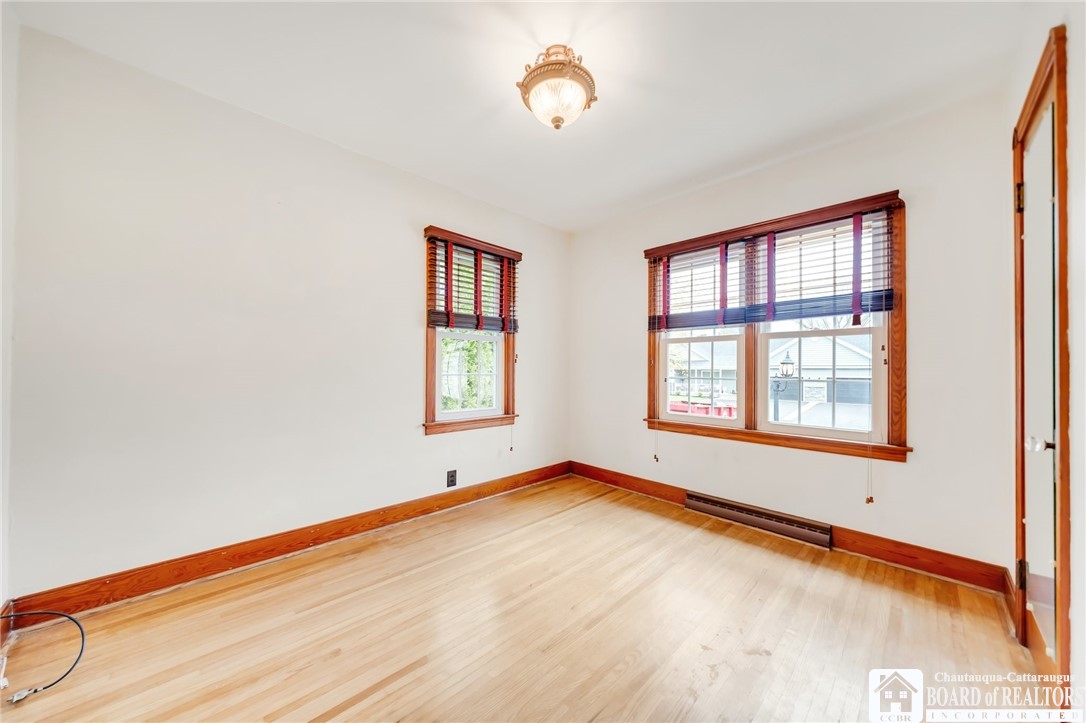 155 S 6th Street, Lewiston, New York image 18