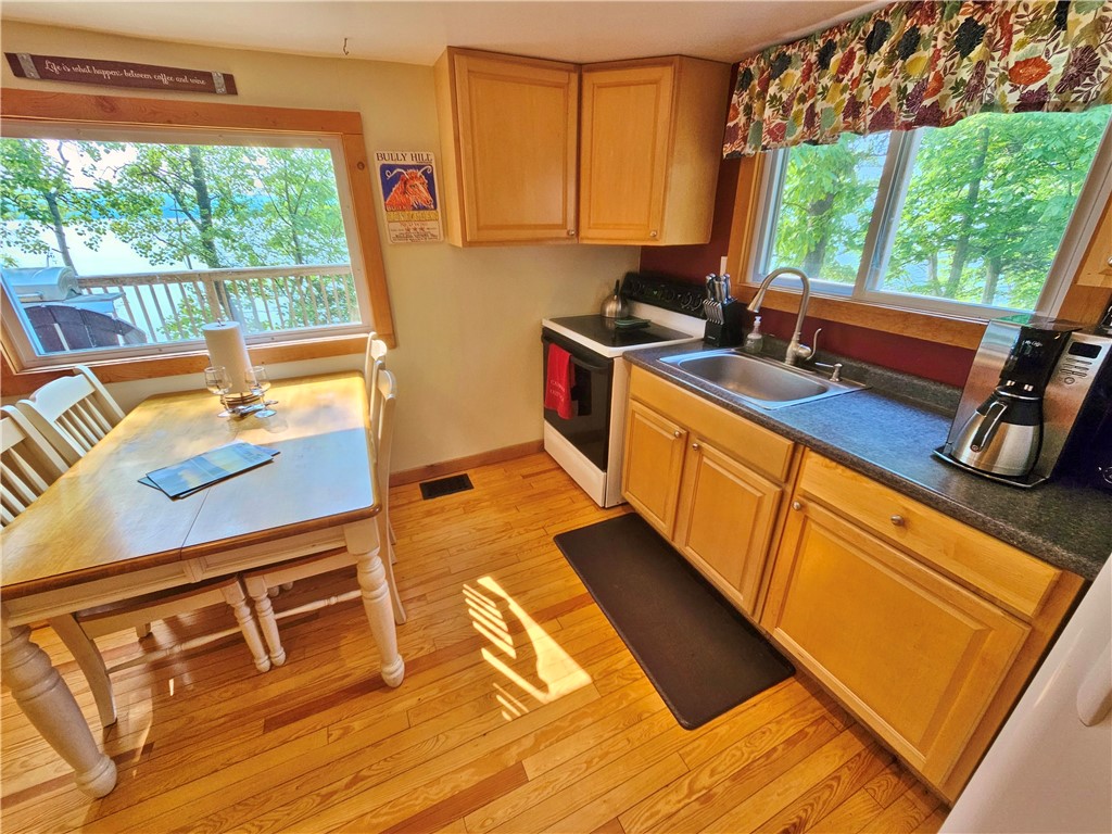 9481 Caywood Road, Lodi, New York image 10