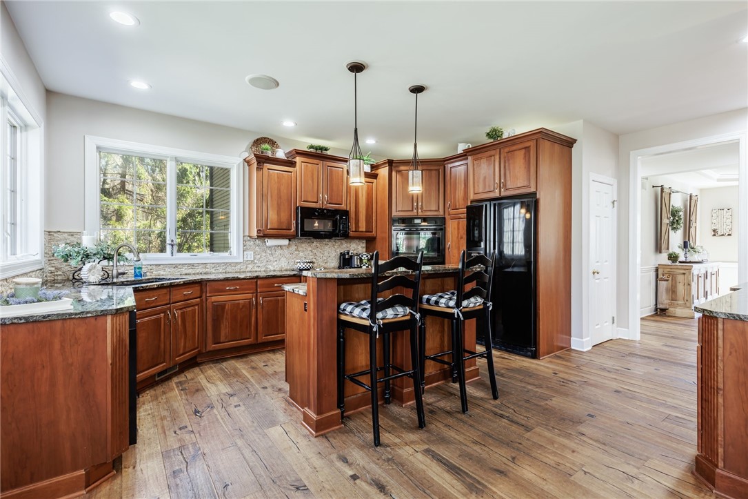 602 Hosta Circle, Webster, New York image 14