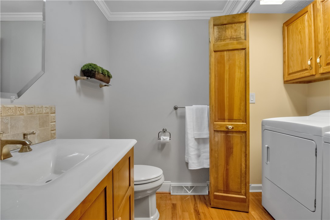 20 Pinegrove Court, Hamburg, New York image 18