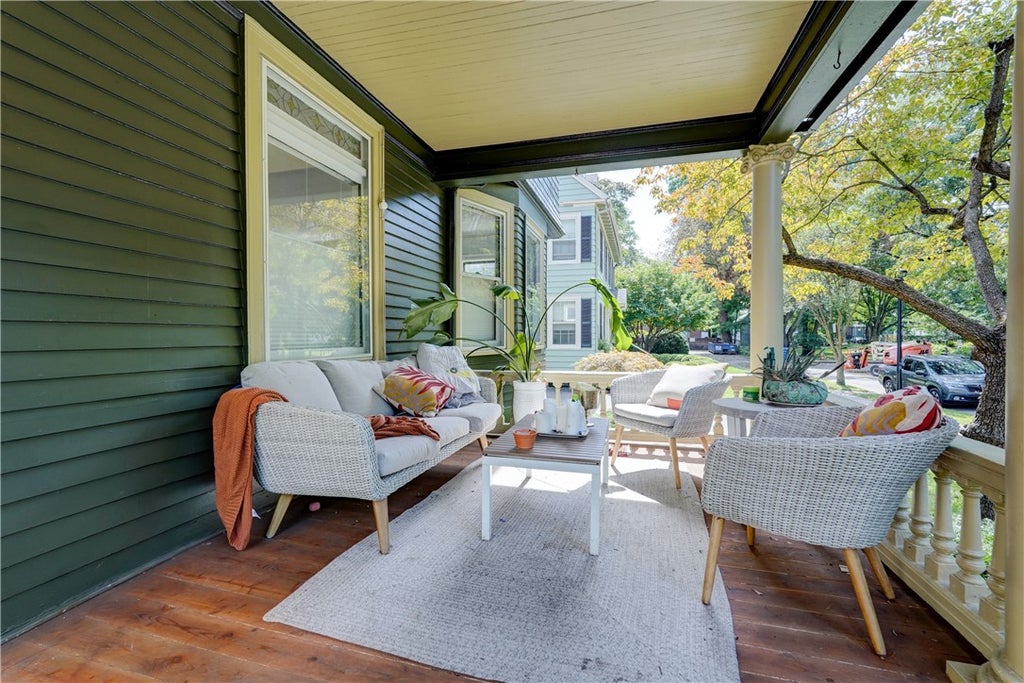 Photo of 18 Sibley Place, Rochester, NY 14607 (MLS # R1712885)
