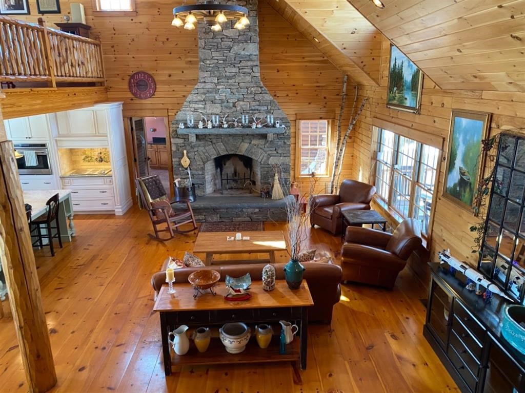 728 reagan road