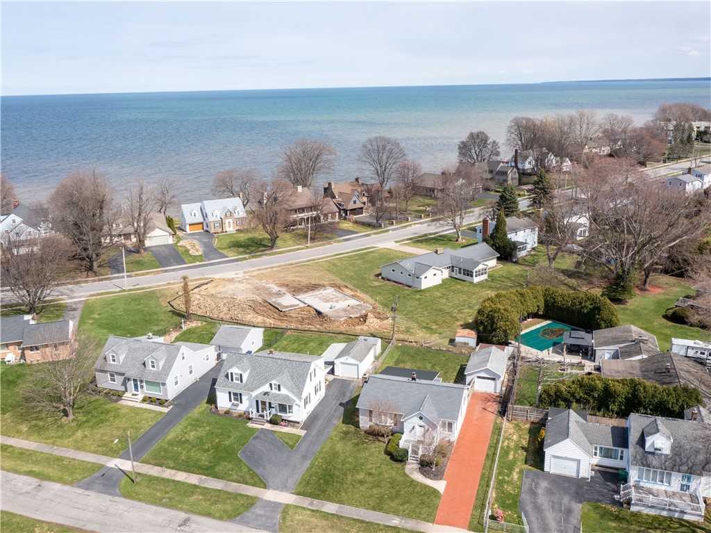 275 Strathmore Road, Greece, New York image 28