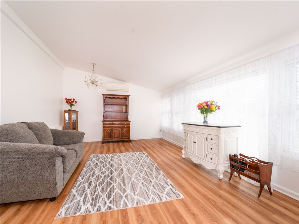275 Strathmore Road, Greece, New York image 4