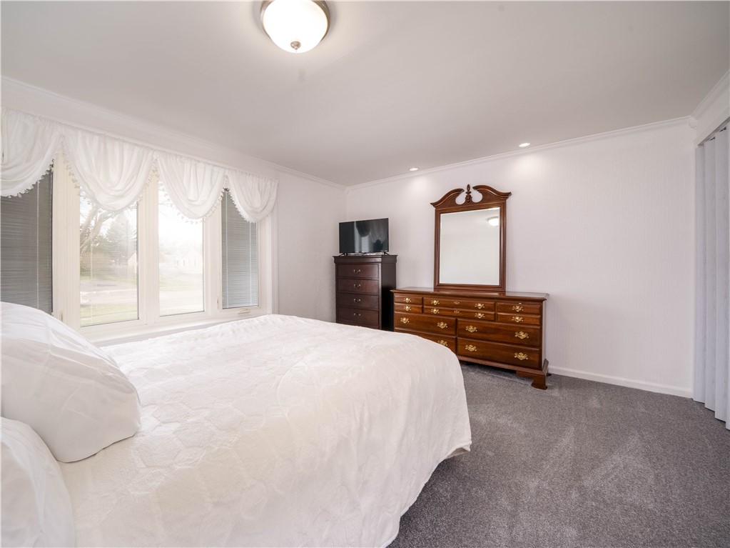 275 Strathmore Road, Greece, New York image 11