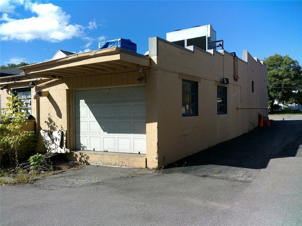 Photo of 2308 Monroe Avenue, Brighton, NY 14618 (MLS # R1655098)