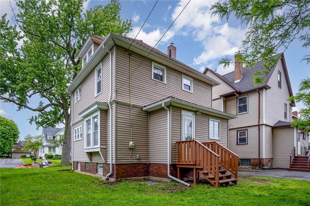 162 Post Avenue, Rochester, New York image 24