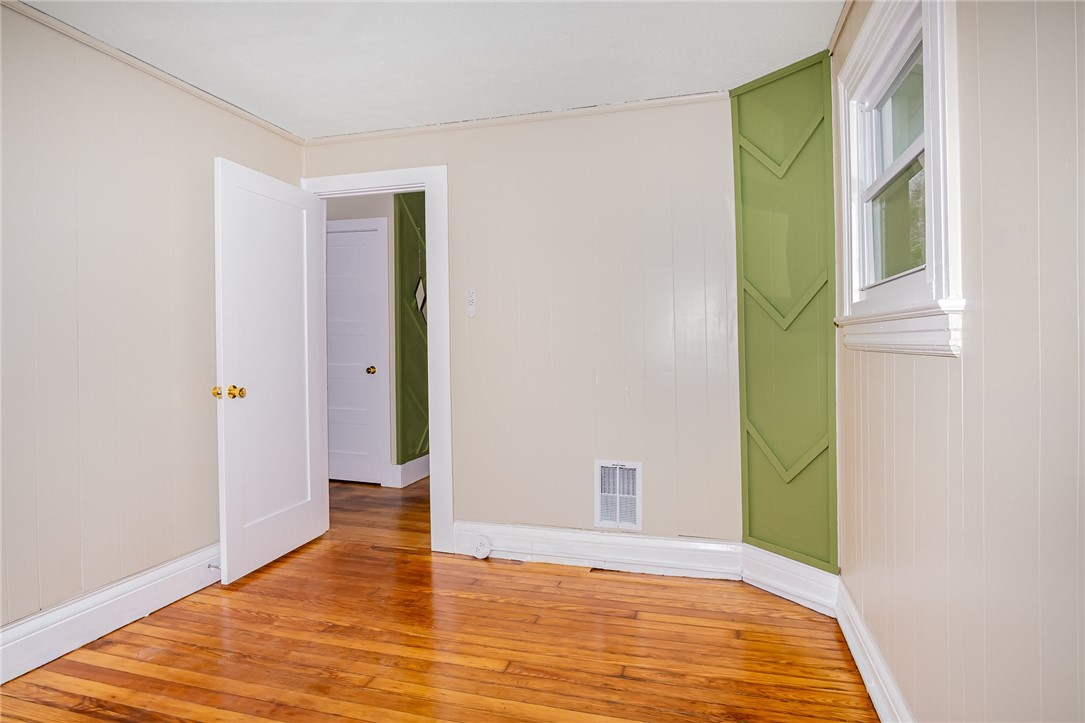 162 Post Avenue, Rochester, New York image 16