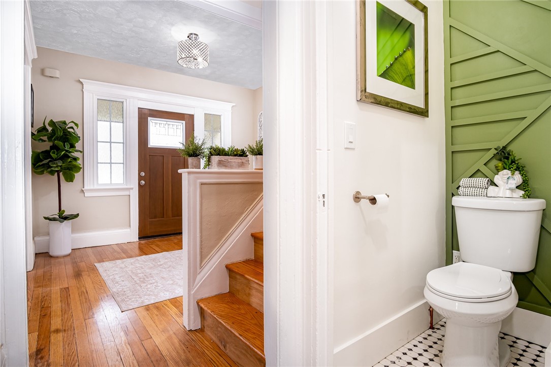 162 Post Avenue, Rochester, New York image 14
