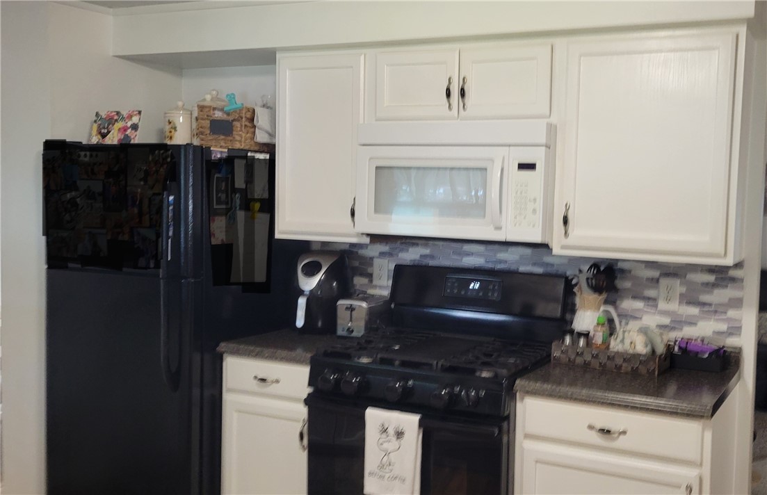 136 Cayuga Way