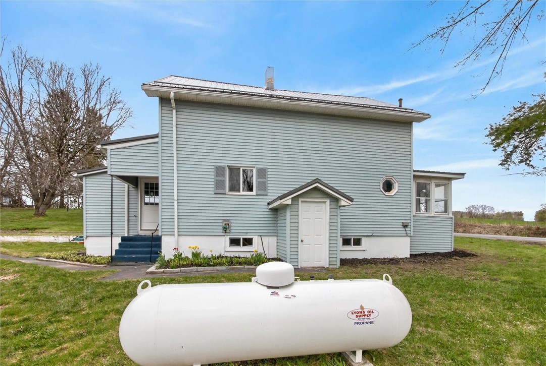 9025 Lock Berlin Road