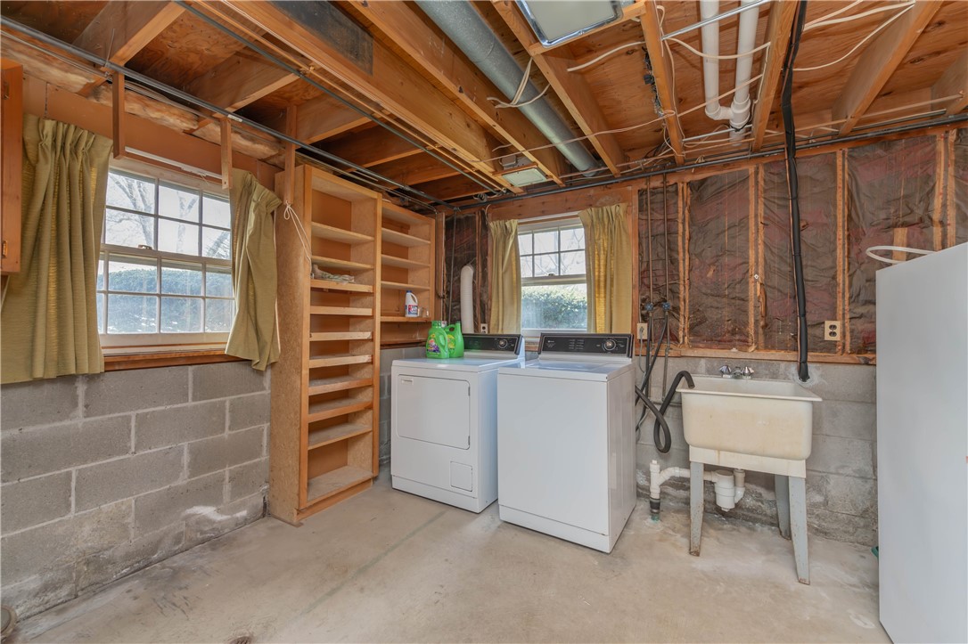 49 Courtly Circle, Greece, New York image 35