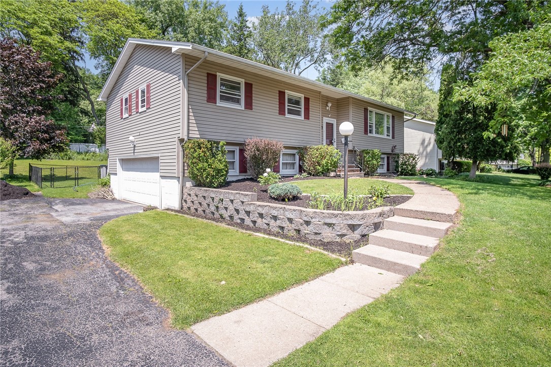 Search Properties 2 23 parkwood avenue