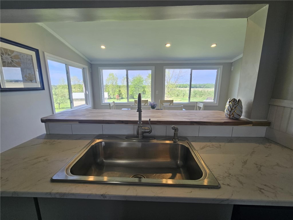 3057 Ridge Road, Williamson, New York image 11