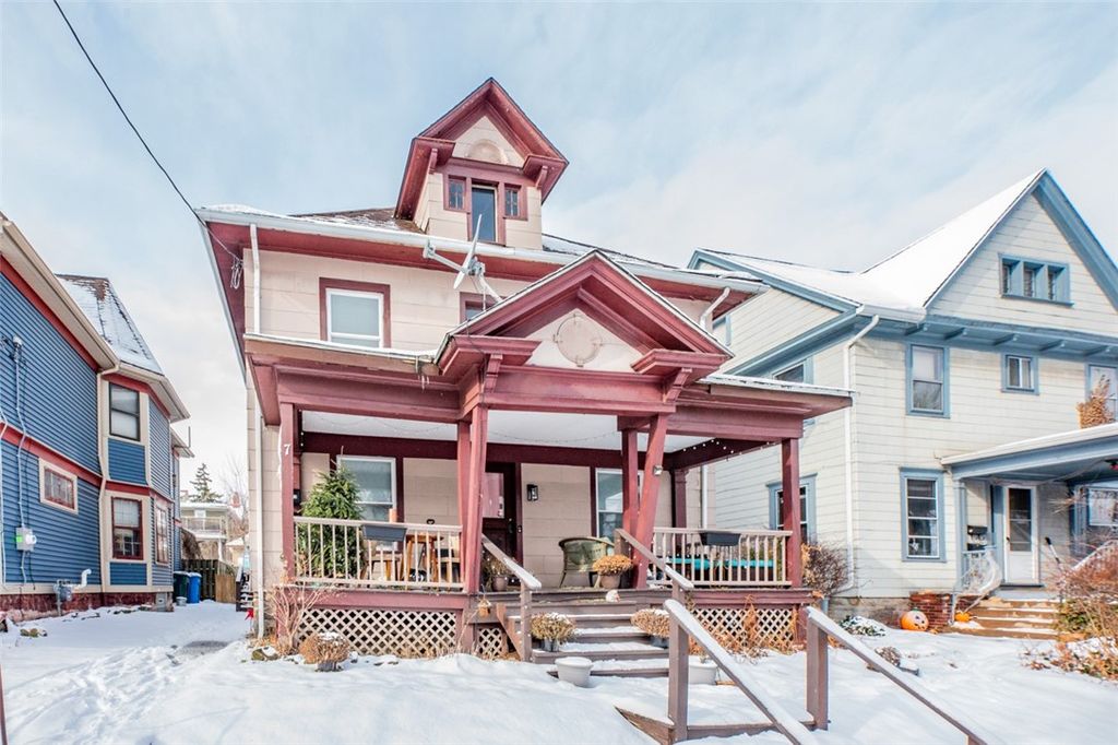 Photo of 7 Arlington Street, Rochester, NY 14607 (MLS # R1656668)