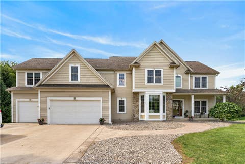 Photo of 11 Grey Wolf Drive, Ogden, NY 14559 (MLS # R1701990)