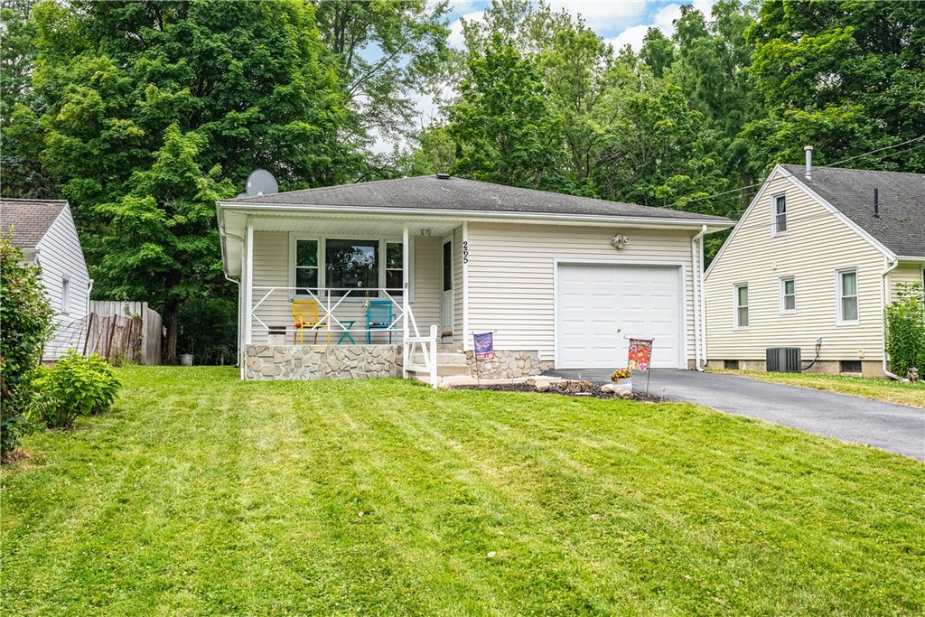 Photo of 265 River Meadow Drive, Henrietta, NY 14623 (MLS # R1697427)
