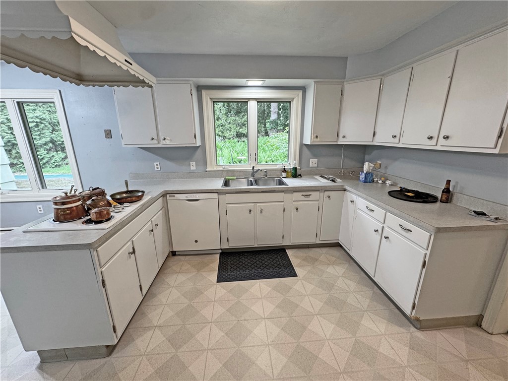 41 Washington Road, Pittsford, New York image 11
