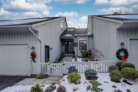 Photo of 70 Waterview Circle #70, Penfield, NY 14625 (MLS # R1655778)